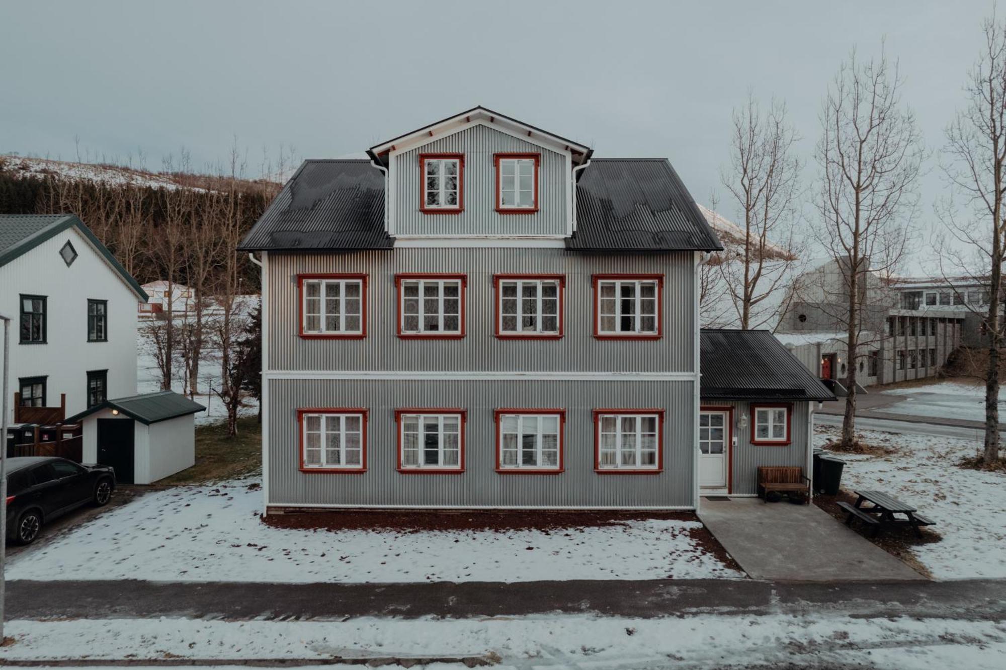 Gamli Skólinn Húsavík Kültér fotó